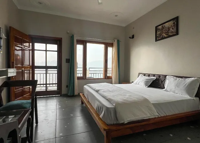 Manika Homestay